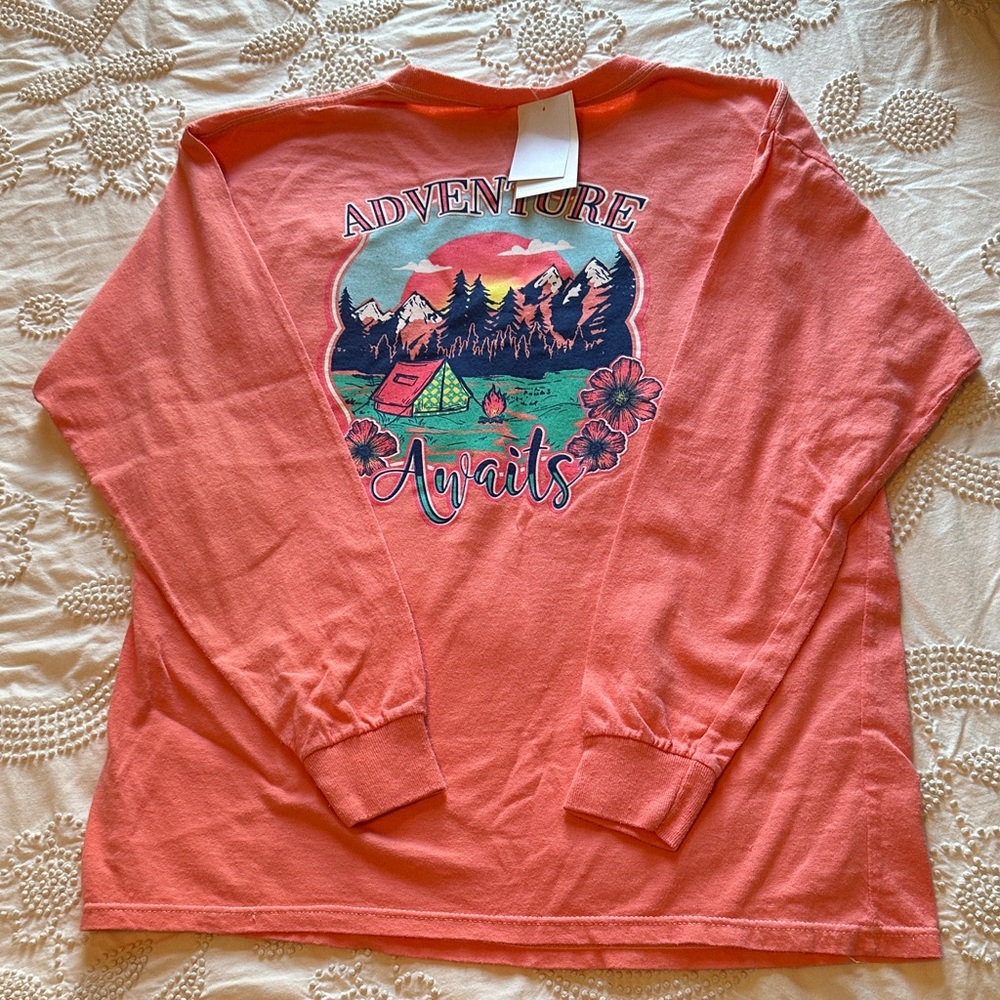 🌷🌷🌷3/$15 Spring Sale. Benny & Belle Coral Long Sleeve Shirt